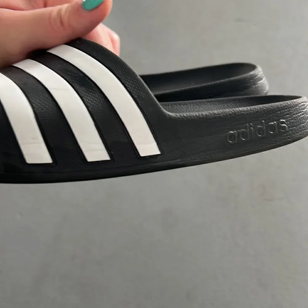 Adidas summer flats